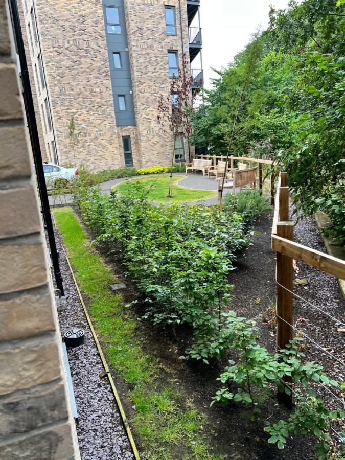 Water Walk Apartment Единбург Екстериор снимка